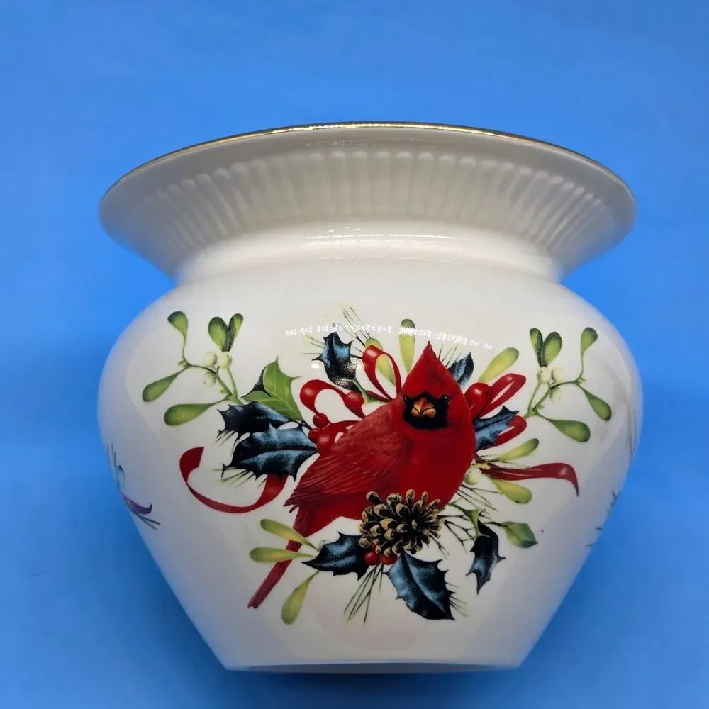 Lenox Winter Greetings Cachepot Planter Cardinal Chickadee Nuthatch Birds